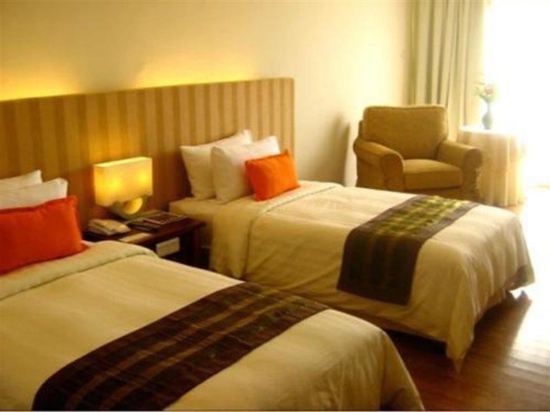 Damai Puri Resort & Spa Kuching Esterno foto Deluxe Room