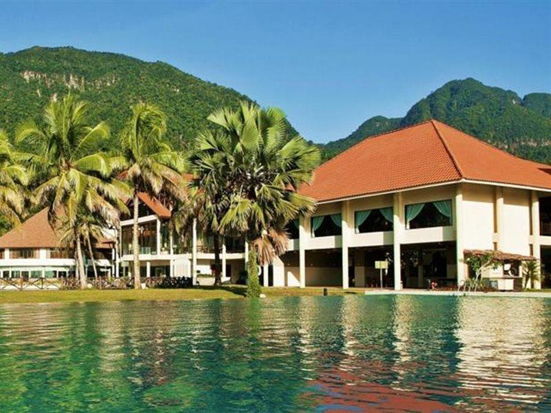 Damai Puri Resort & Spa Kuching Esterno foto The Bertam Resort