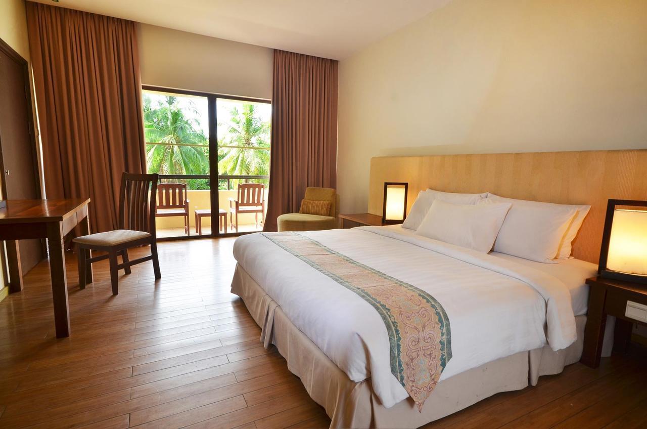 Damai Puri Resort & Spa Kuching Esterno foto Deluxe Room