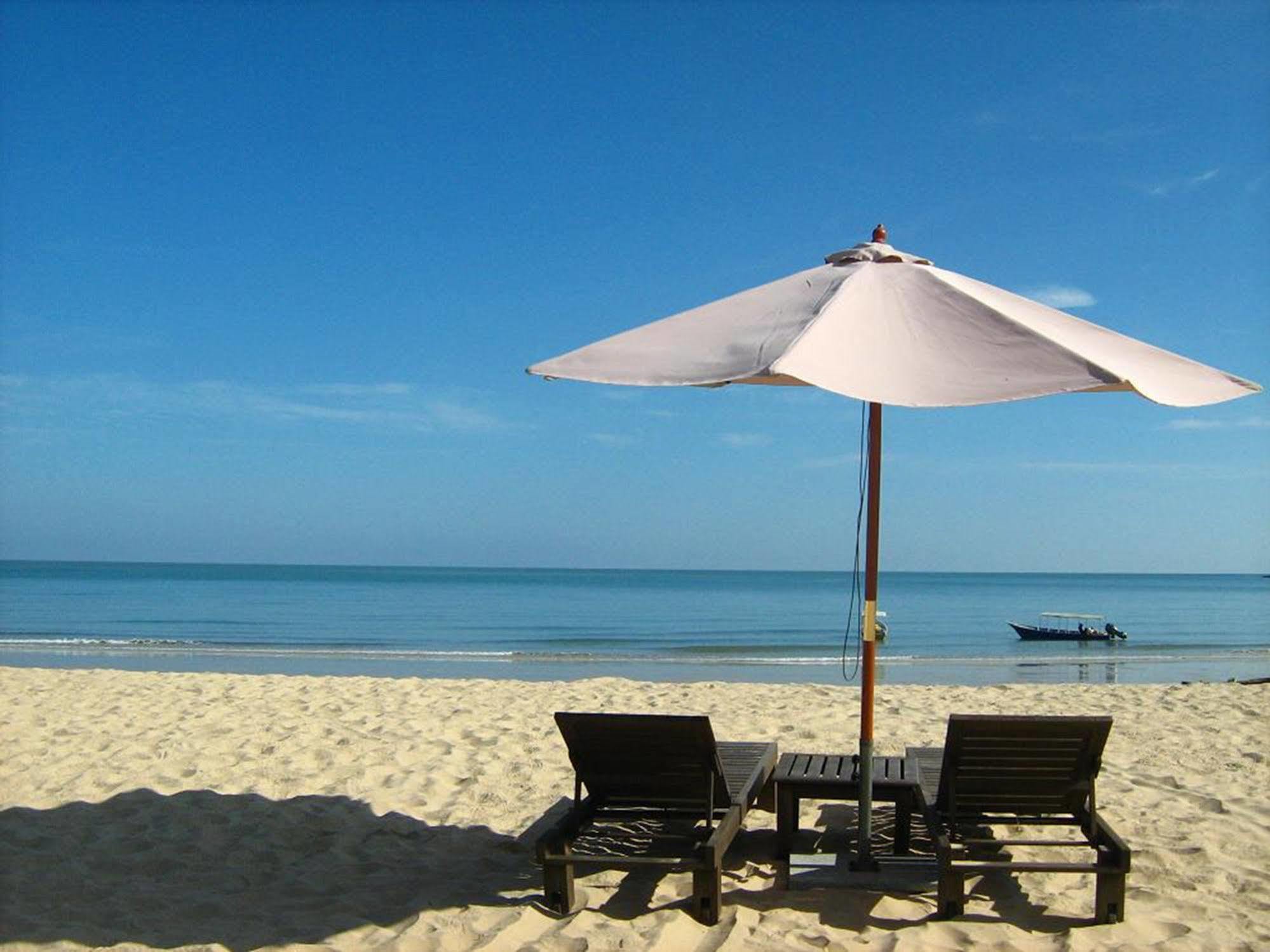 Damai Puri Resort & Spa Kuching Esterno foto Beach in Phuket